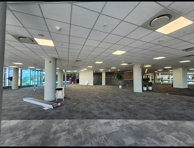 4,000M² OFFICE TO LET IN SANDTON CENTRAL